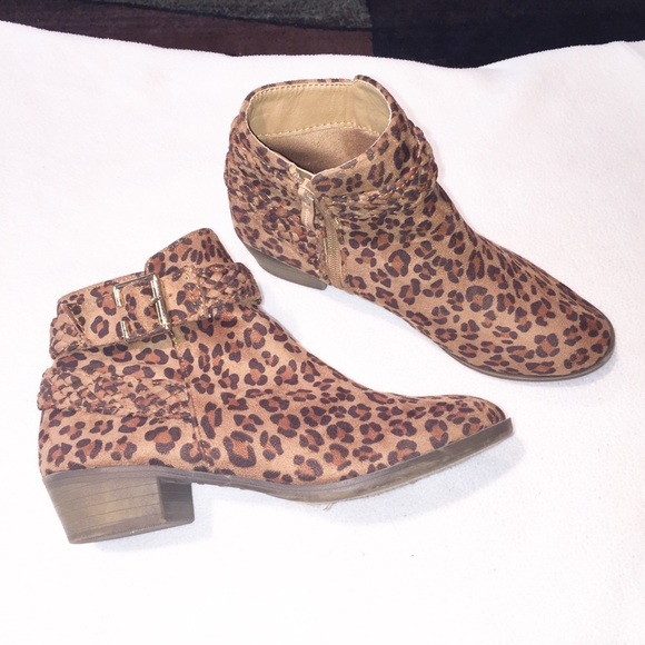 Weeboo ankle braided strap leopard bootie - Picture 7 of 10